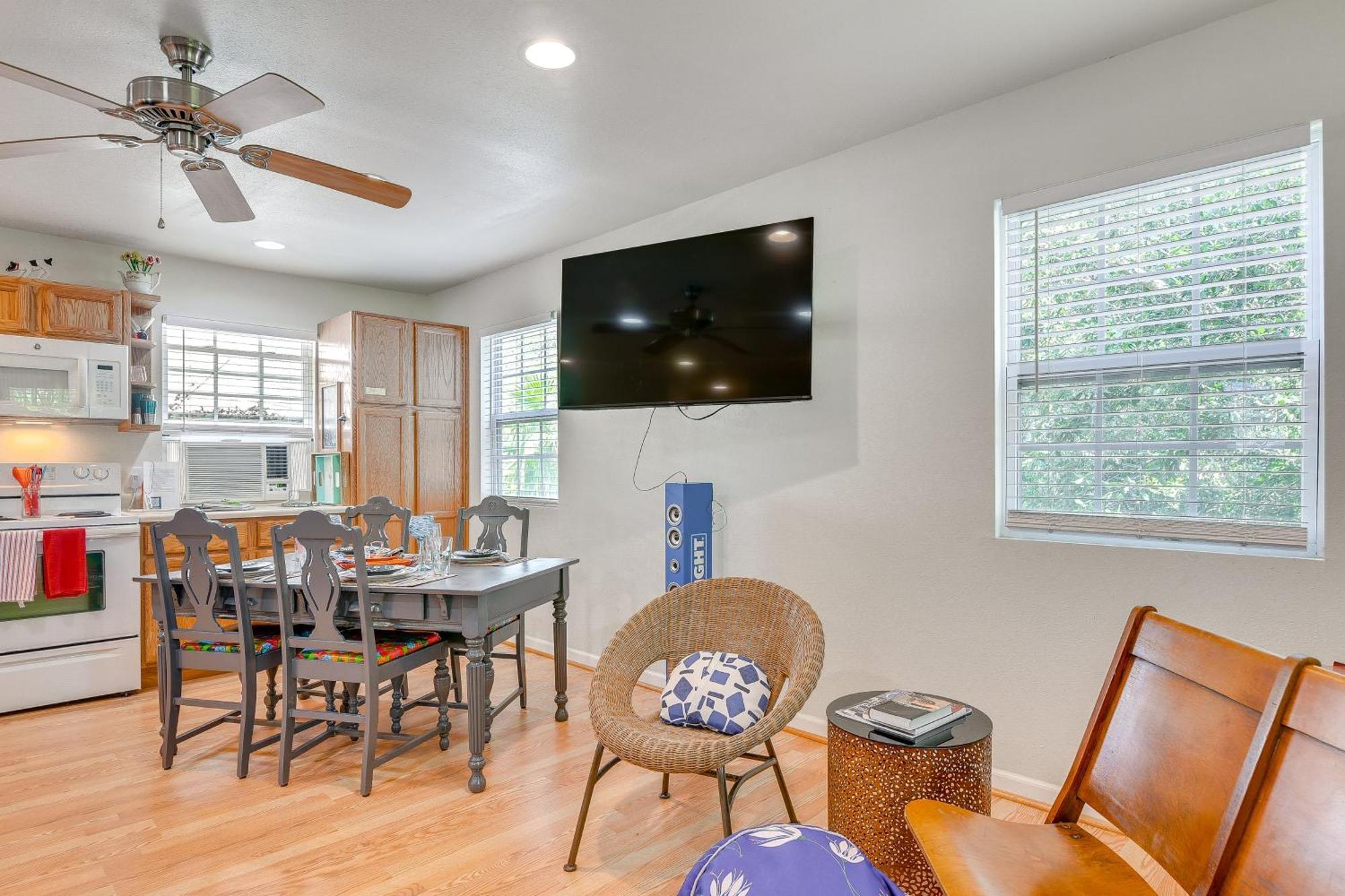Cozy Galveston Apartment With Private Beach Pass! Exterior foto